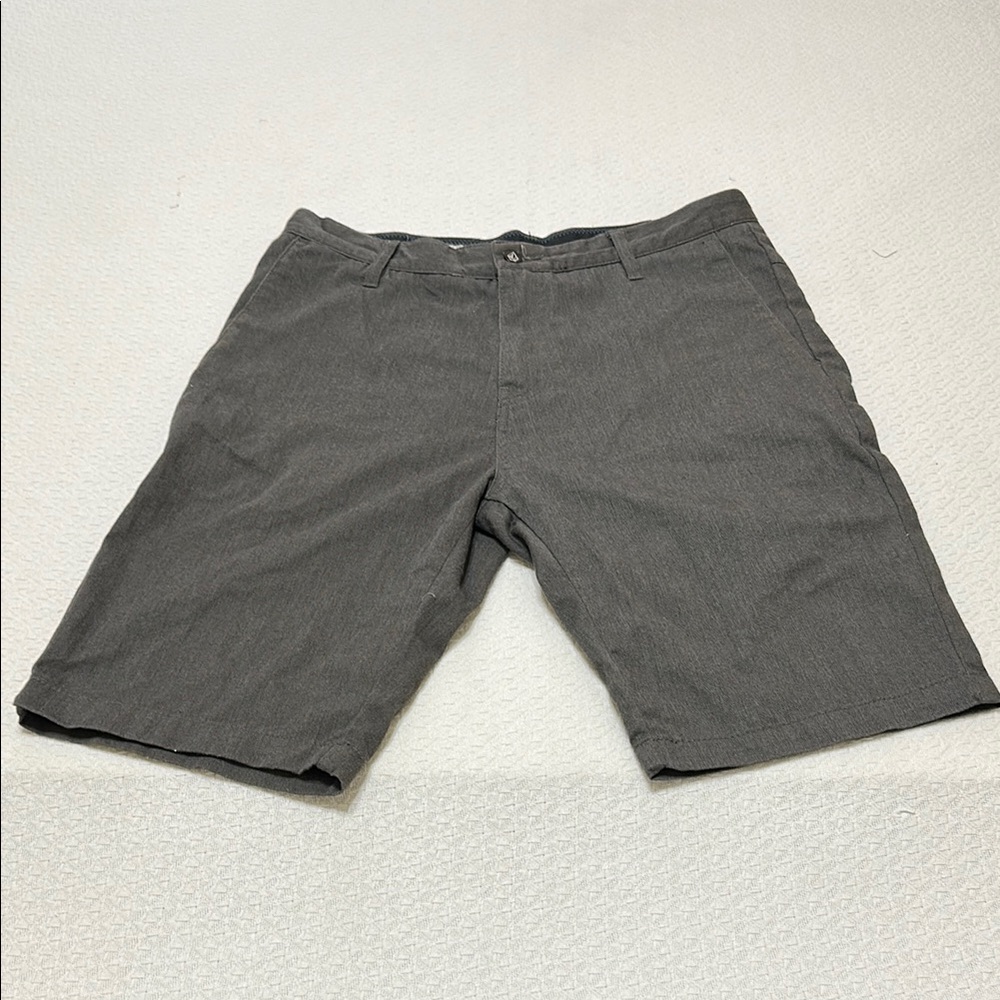 Volcom Gray‎ Flat Front Shorts